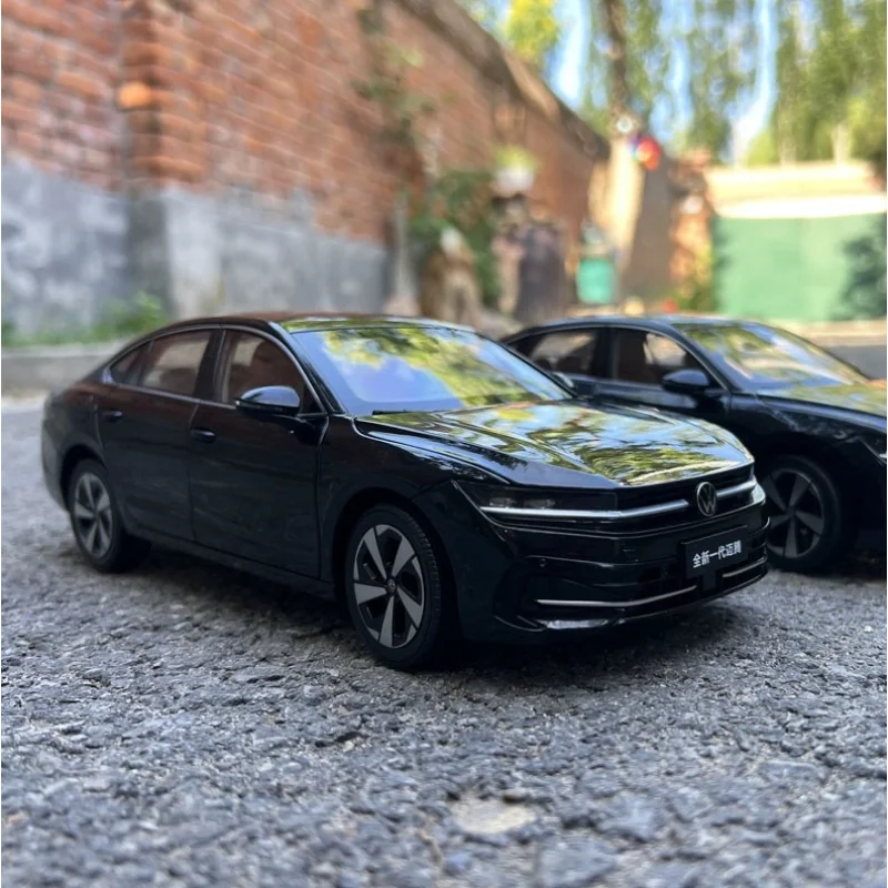 Литая под давлением модель автомобиля FAW-VW в масштабе 1:18, совершенно новая модель автомобиля из сплава Magotan 2024.