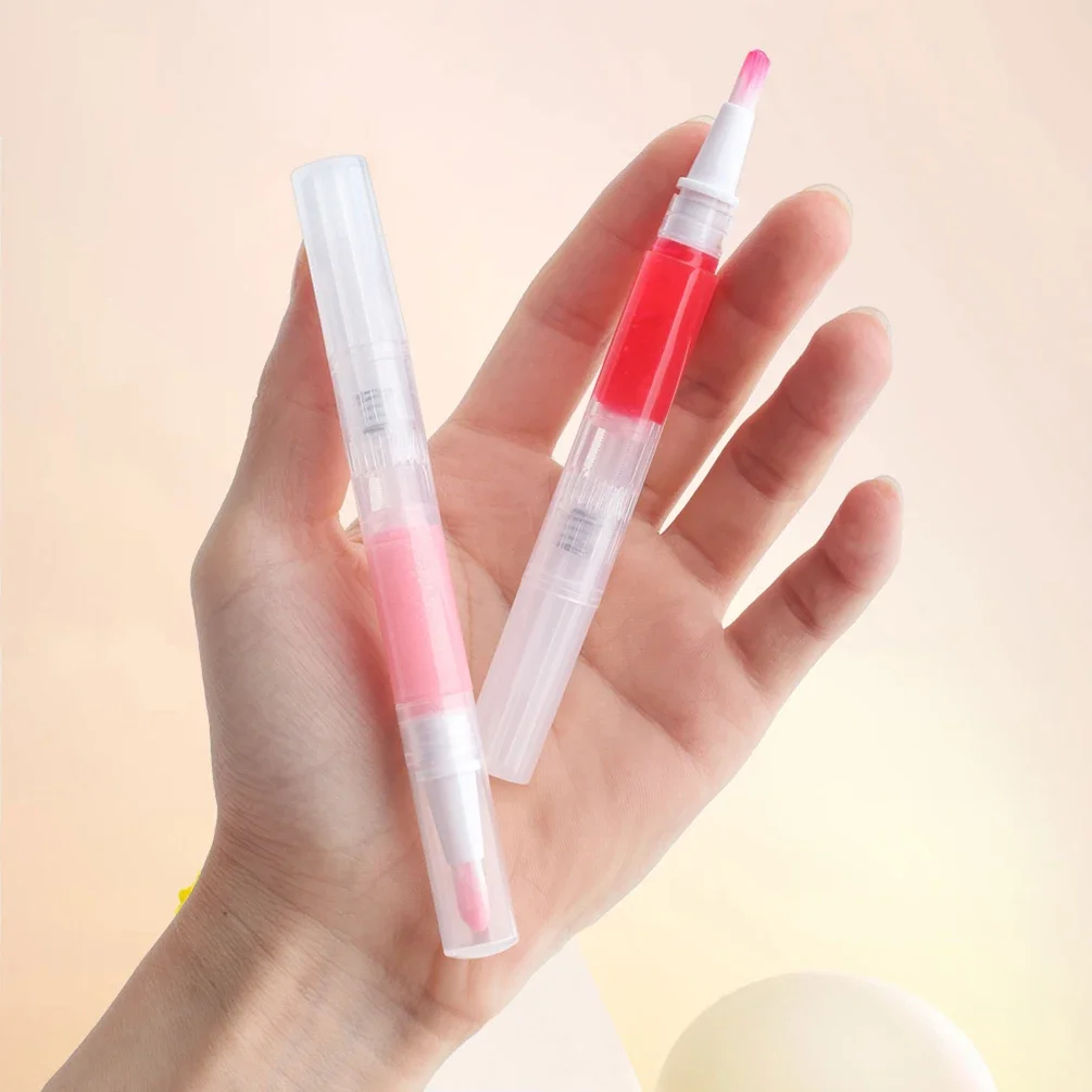 ฉลากส่วนตัว Auto Rotate Pressed Lipgloss โลโก้ที่กําหนดเอง Quick Dry Water Gloss Shimmering Mirror Plumper Lip Oil แต่งหน้าขายส่ง