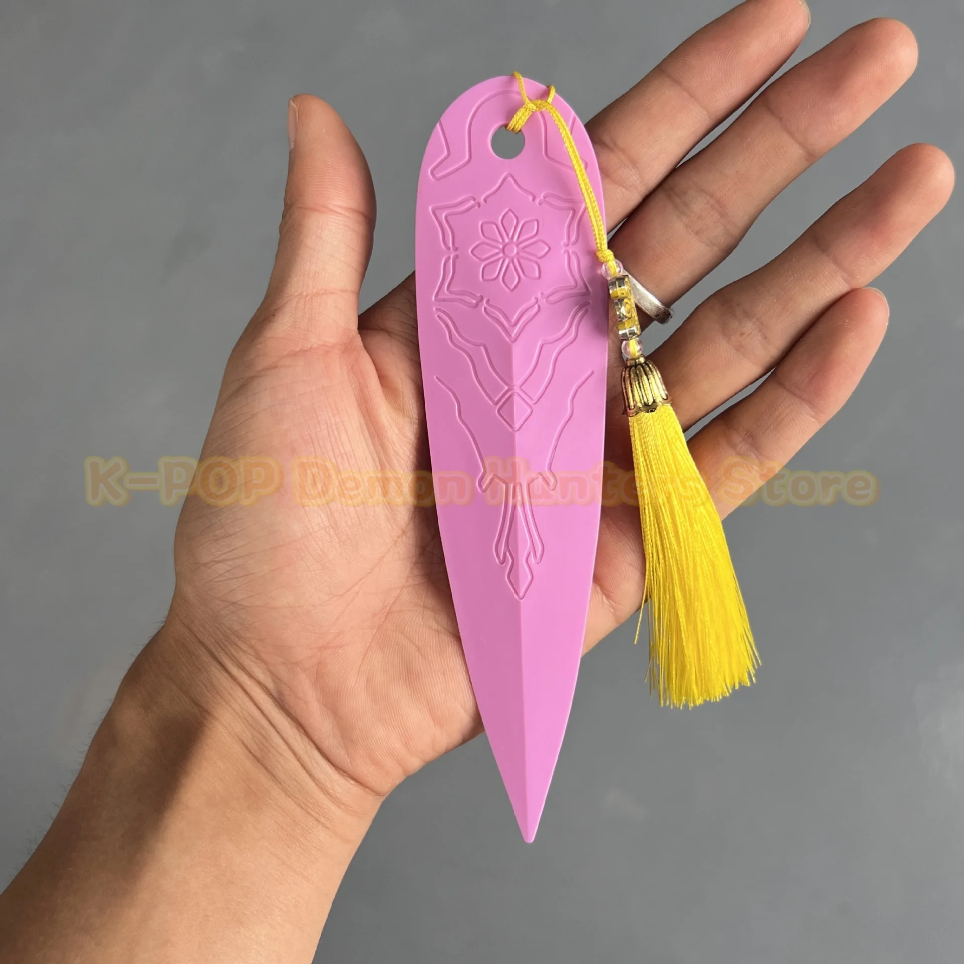 Neue Kpop Demon Hunter Zoey's Prop Replica, Cosplay-Zubehör, Fantasy-Zubehör, Halloween-Kostüm, Film-Sammlerstück