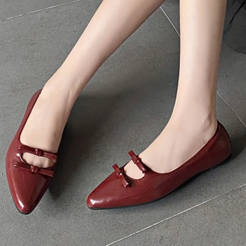 

2025 New Autumn Fashion Hollow Shallow mouth Pointed Toe Lovely Double Bowknot Women Mary Jane Shoes Dress Flat Shoe Ladies