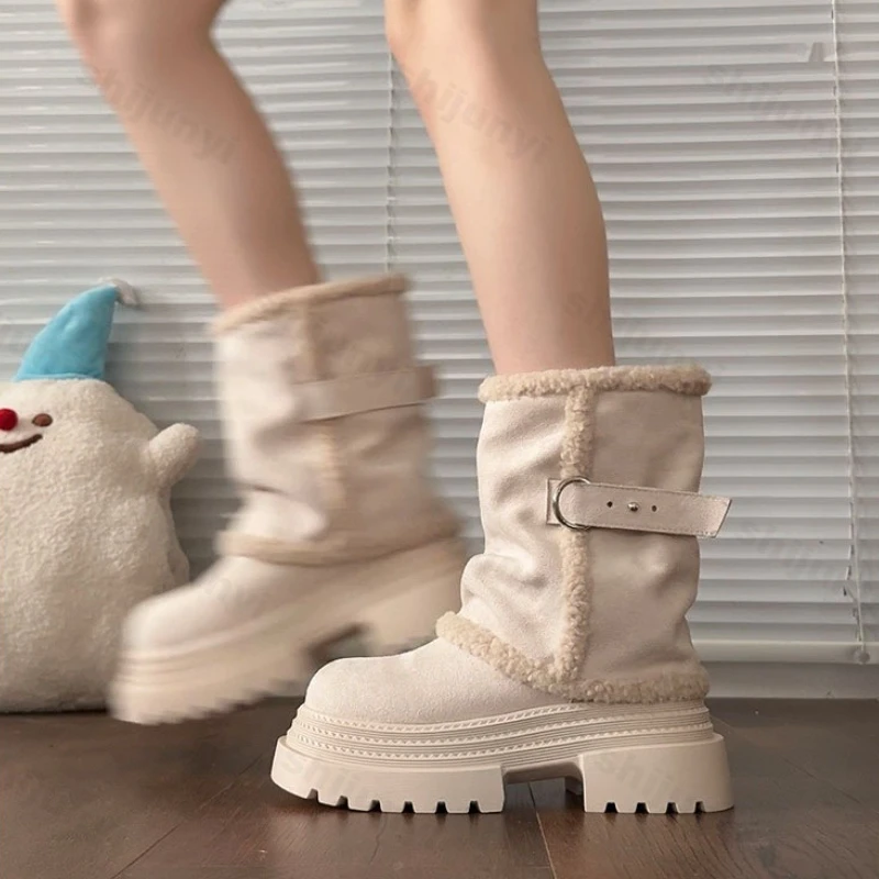 

Женские зимние ботинки, новые зимние плюшевые утепленные хлопковые туфли на платформе, уличные нескользящие удобные ботинки до середины икры, увеличивающие рост