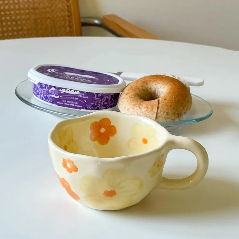 [Hot Sales] Hand-Hold Irregular Flower Ceramic Cup, Coffee Cup, Milk Tea Cup, Korean Atomic Breakfast Cup