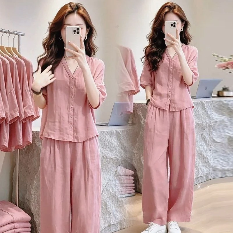 Fashionable Casual V-Neck Shirt And Wide Leg Pants Two-Piece Set for Women Breathable Polyester Blend Summer Outfit