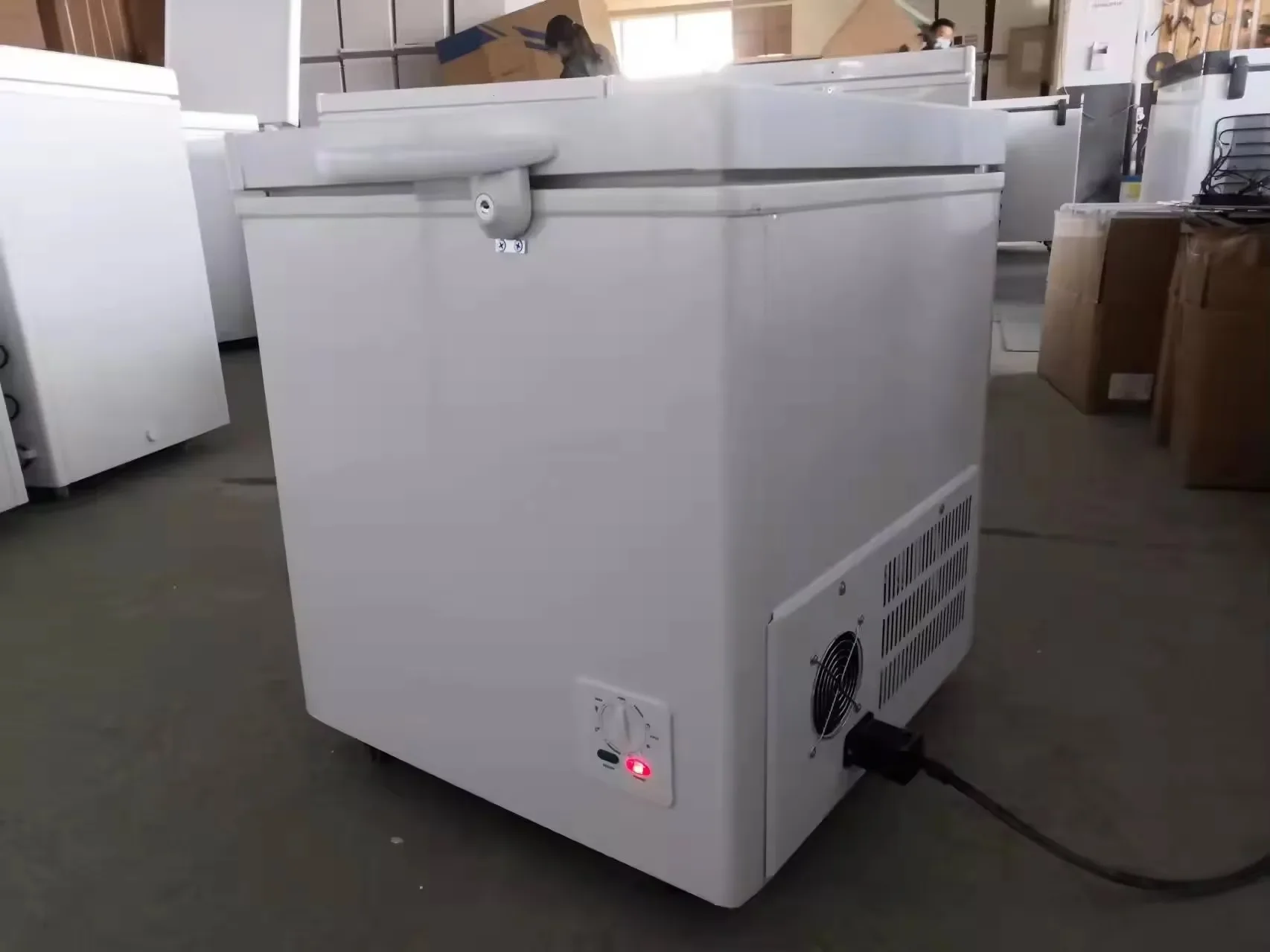 Solar Freezer Refrigerator RV Freezer DC12V/24V Solar Refrigerator