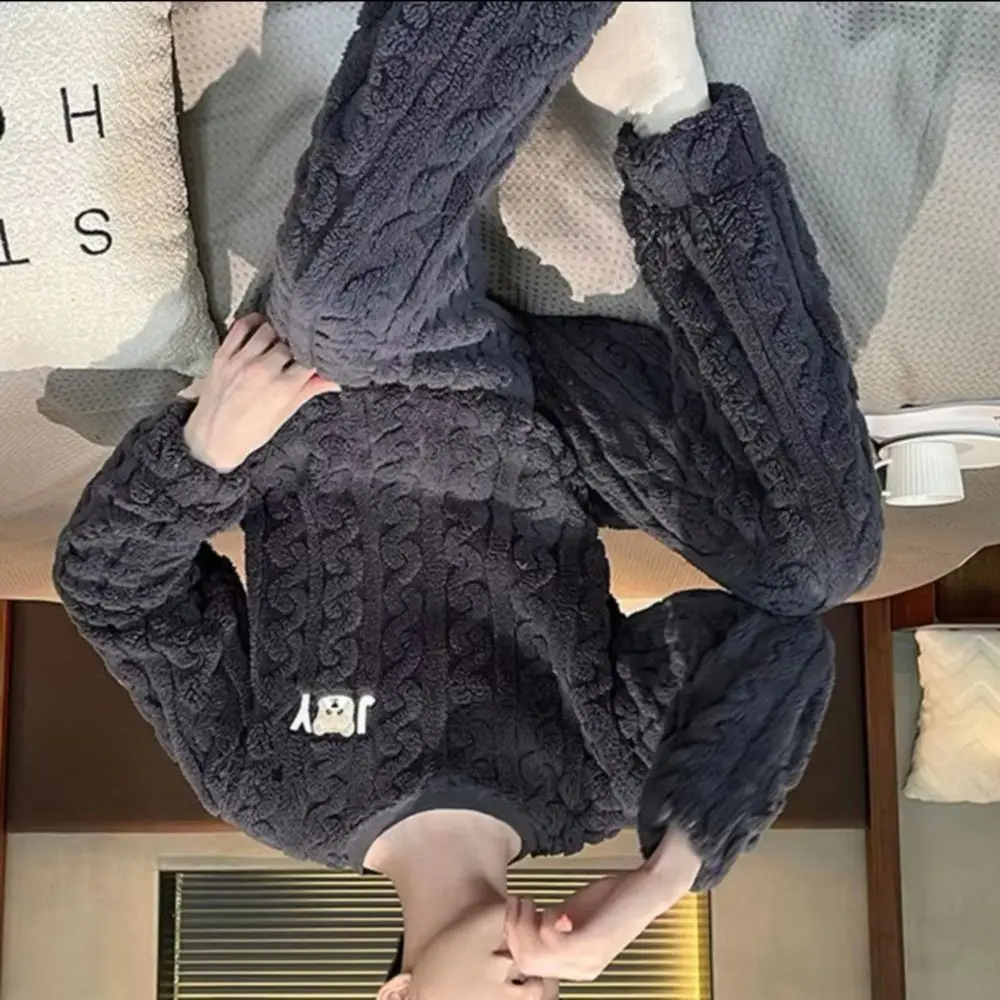 

Twisted Men Coral Velvet Autumn Winter Thick Plush Sleepwear Men's Winter Warm Home Clothes Set Warm Winter Pajamas Homewear