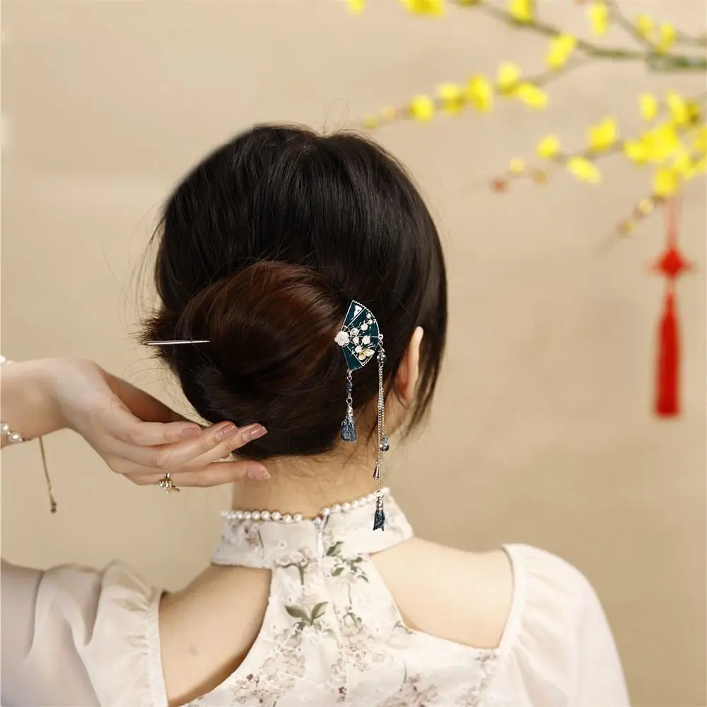 

Classical Women Pearl Flower Tassel Fan Sector Ancient Style Hairpin Chinese Style Headwear Hanfu Hair Sticks Ancient Headwear