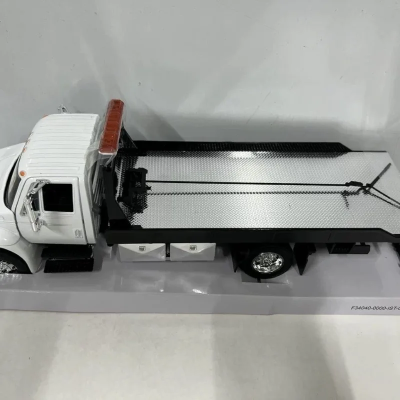 Diecast 1/24 Scale Plate Car Trailer Truck Car Model Doors Can Be Opened The Hood Can Be Opened Model Pieces Flaw Special Price