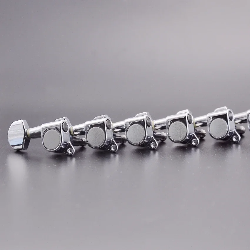 

1 комплект, 6 линейных левых гитарных головок, тюнеры, хромированное передаточное число - 1:15