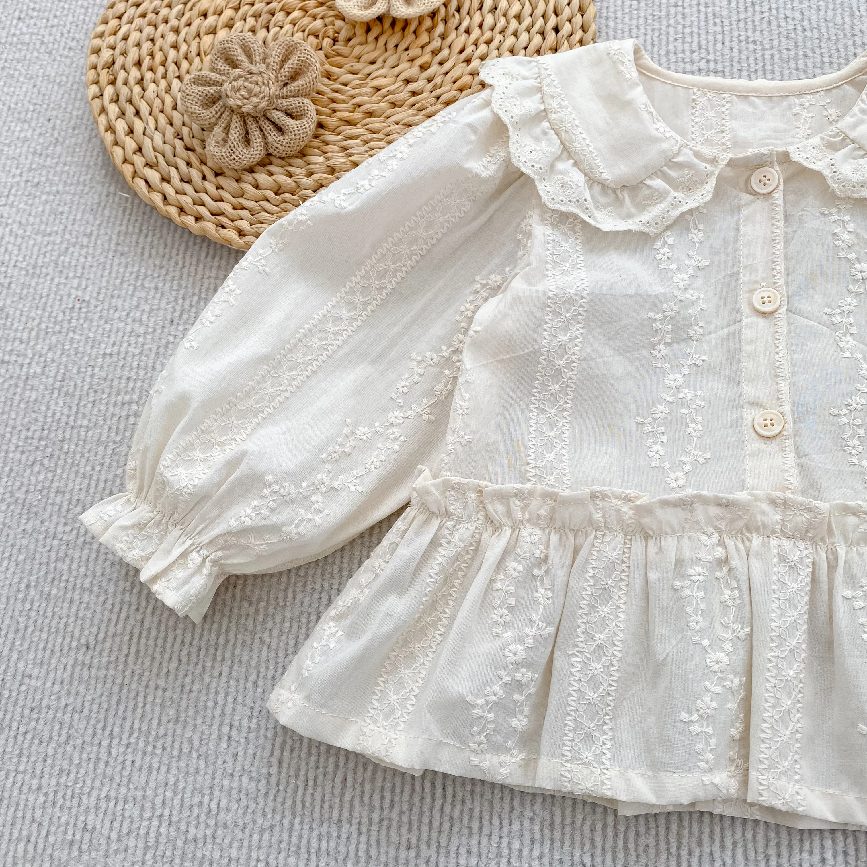 Koreanischer Stil Baby-Mädchen Spitzenbluse mit Puppenkragen, Herbst Langarm-Rüschenhemd, Besticktes Rüschen-Prinzessinnen-Oberteil für Kinder, Lässiges Top – Detail 9