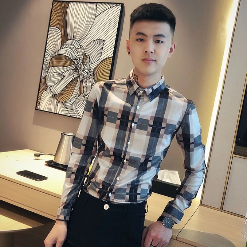 2026 New Men Long Sleeve Plaid Shirt Korean Style Trendy Slim Fit Casual Versatile Handsome Top