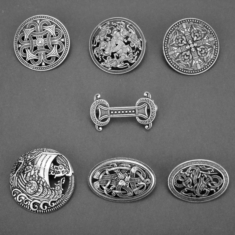 Nordic Viking Retro Metal Shield Cutout Pattern Pin Alloy Brooch