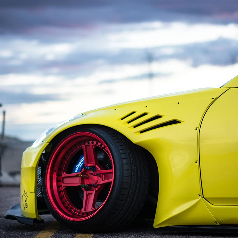 

suitable for For Nissan 350Z RB Style Fiber Glass Front Fender Body Kit