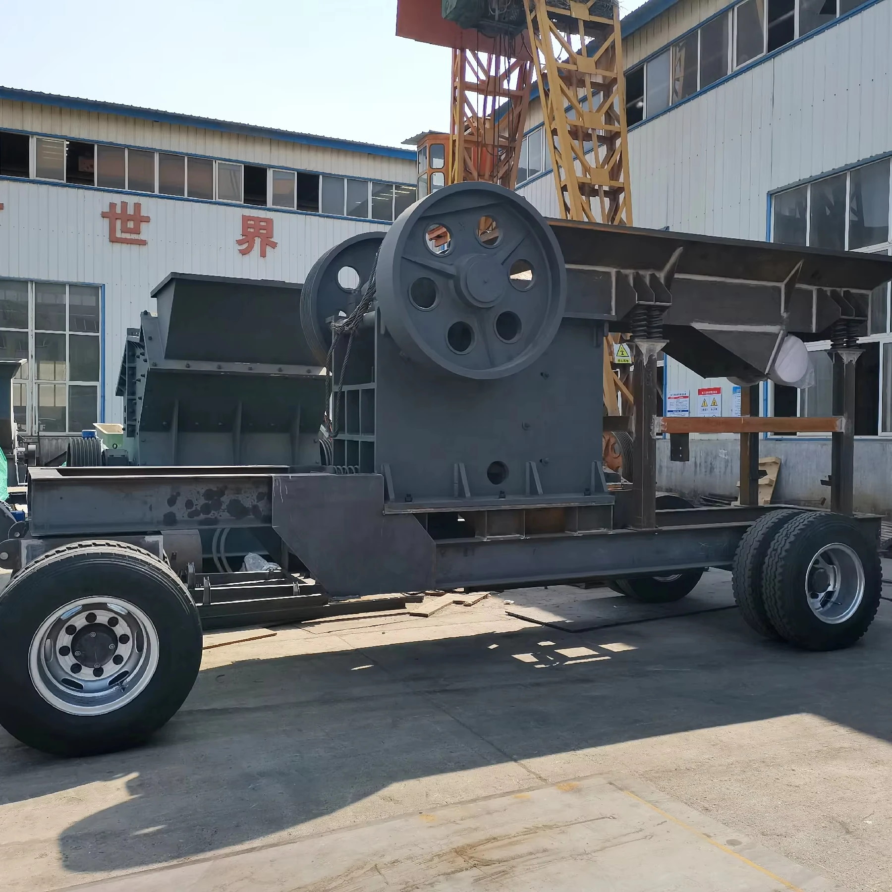 Best Selling Portable Mobile Jaw Crusher PE 400 X 600 With Screen And Feeder Conveyor Includes Core Motor Component