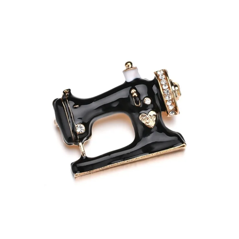 Sewing Machine Women Pin Brooches Thimble Needle Thread Seamstress Enamel Pins Brooch Denim Jacket Pin Badge Gift Jewelry