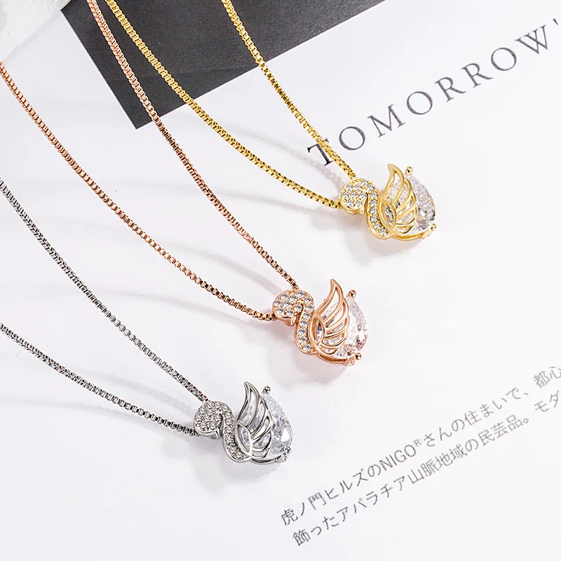 Luxurious Exquisite Sterling Silver Little Swan Gold Color Pendant Necklace for Women Collarbone Chain Jewelry Girlfriend's Gift