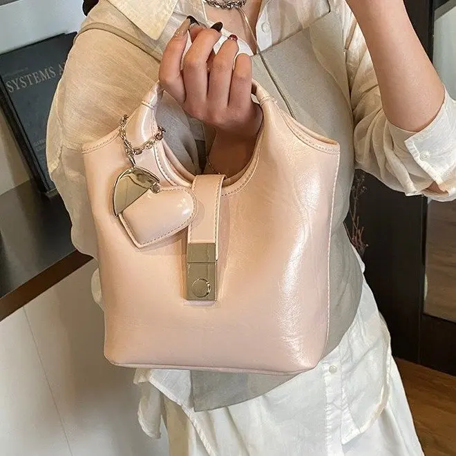 

Новая портативная сумка-ведро 2026 года: стильная, повседневная, для поездок на работу, вместительная сумка-корзина, сумка-мессенджер большой вместимости