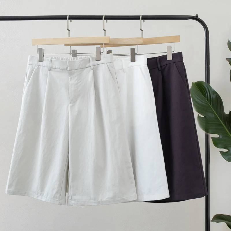 Women's White Straight Bermuda Shorts - Mid-Length