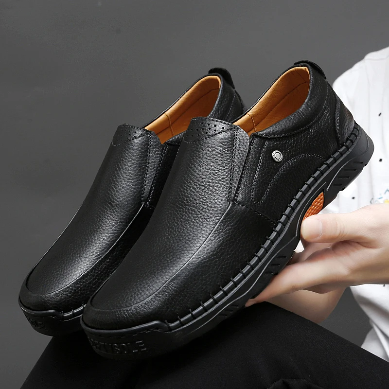 

Men Autumn New Lightweight Comfortable Soft Sole Soft Surface Hand Sewn Business Casual Height Increasing Plus Size (38-47) Shoe
