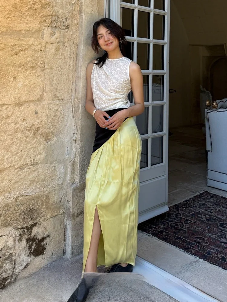 

Женская свободная футболка Refuse Club Svel с оригинальным дизайном, вышивкой, летняя новинка, модный цветочный узор