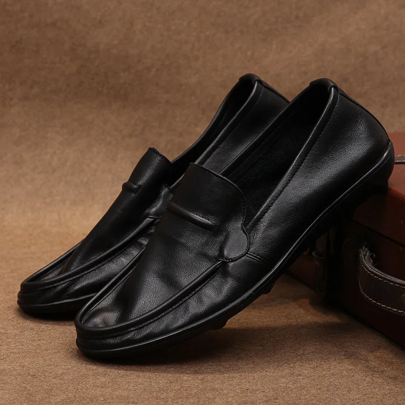 

Men Shoes Italian Style Soft Sole Loafers Moccasins Brand Slip on Flats for Men Breathable Genuine Leather Driving Shoes Zapatos