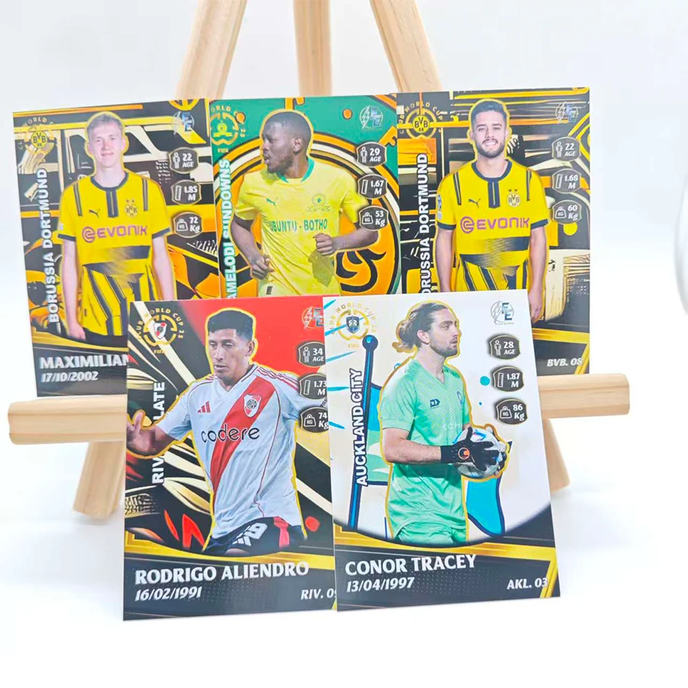 PANINI 2025 كأس العالم جمع البطاقات الموقعة MBAPPE GIROUD GUERRERO JAVIER ZANETTI الذهب الساخن محكم الملونة فلاش مهرجان هدية