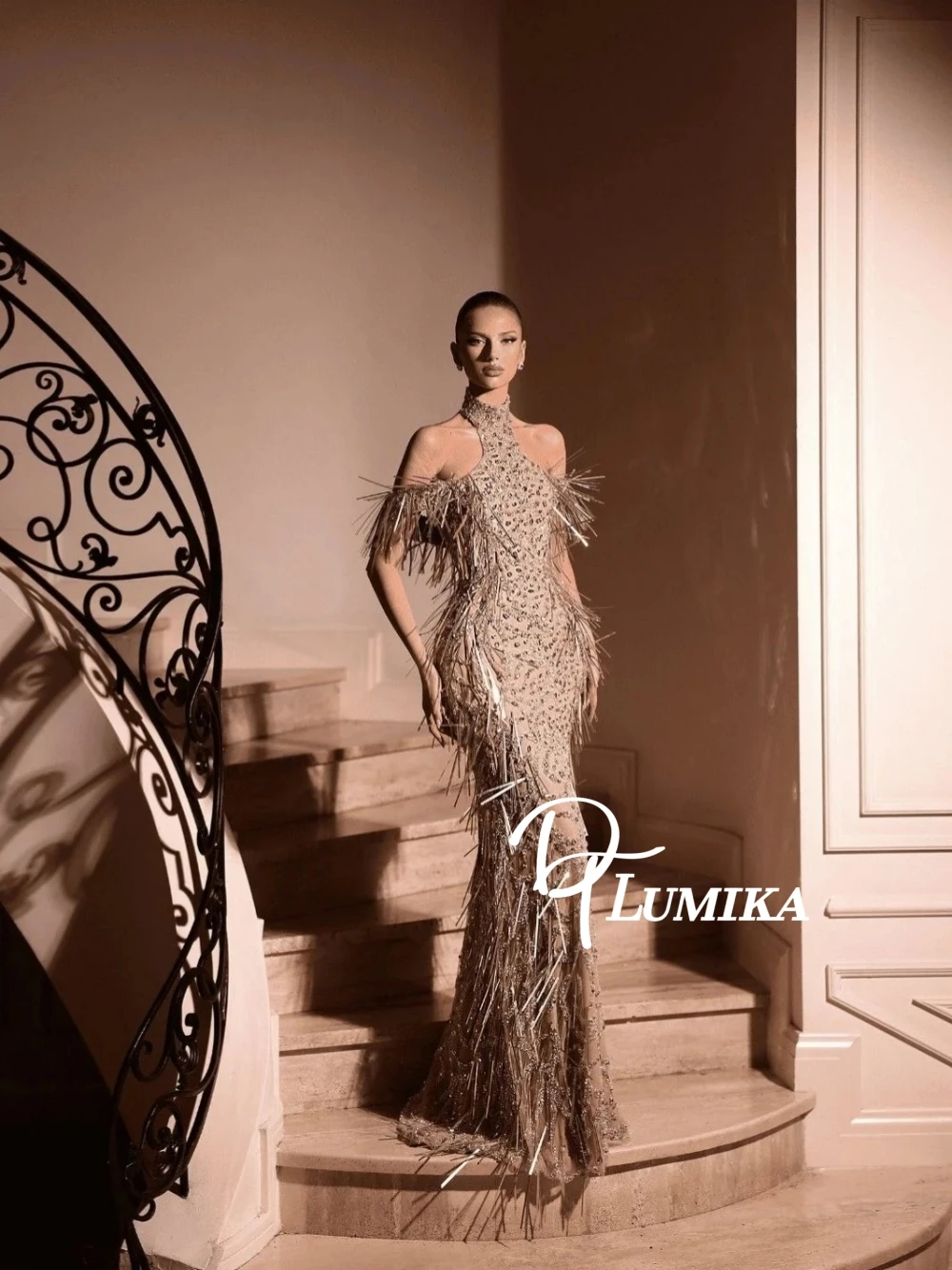 

High-end Silver Fringe Evening Dress Sexy Halter Beaded Crystals Sequins Prom Gown Customized For Galas Party Celebrity