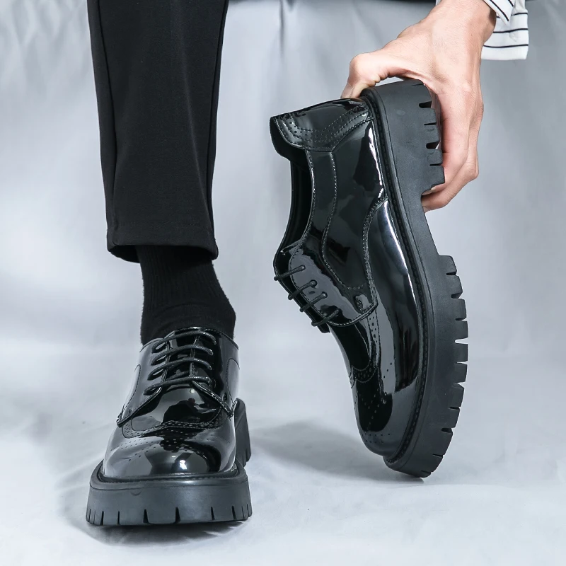 Leather shoes men\'s thick soles increase British style Brock business dress black senior sense wedding groom shoes 46 yards