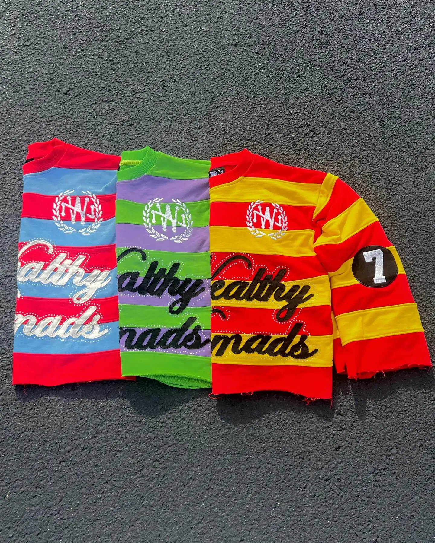 Y2k Harajuku الرجال النساء الهيب هوب شريط لصق بأكمام طويلة تي شيرت المتضخم فضفاض رسالة الجرافيك تي شيرت الشارع الشهير الجولة الرقبة القمم