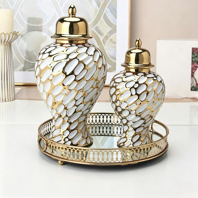 Elegant Vase with Lid Luxury Ornament Vase Decorative Desktop Lidded Ginger Jar Table Centerpiece Home Decor Housewarming Gift