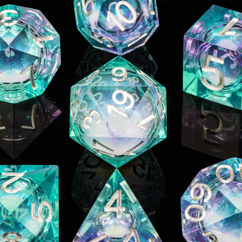 Ensemble de dés à noyau liquide Donjons et Dragons, dés à bord pointu en résine, dés DND, D20 D & D, jeu de dés Galaxy