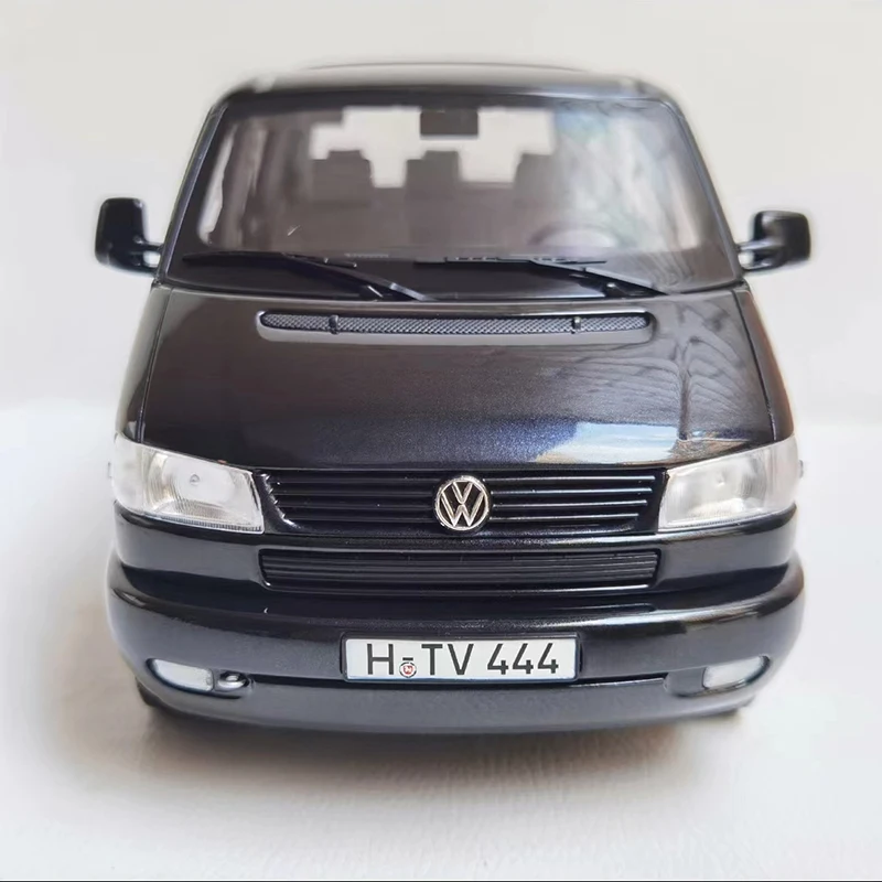 Diecast 1:18 Scale T4 T4B Van Simulation Alloy Car Model Toy Collectible Ornaments