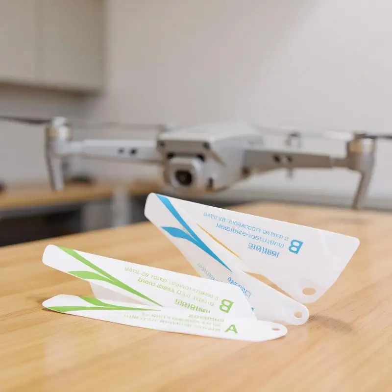 4 szt. 9CM Zapasowe śmigła do mini helikopterów RC - Idealne do dronów CH002 CH023