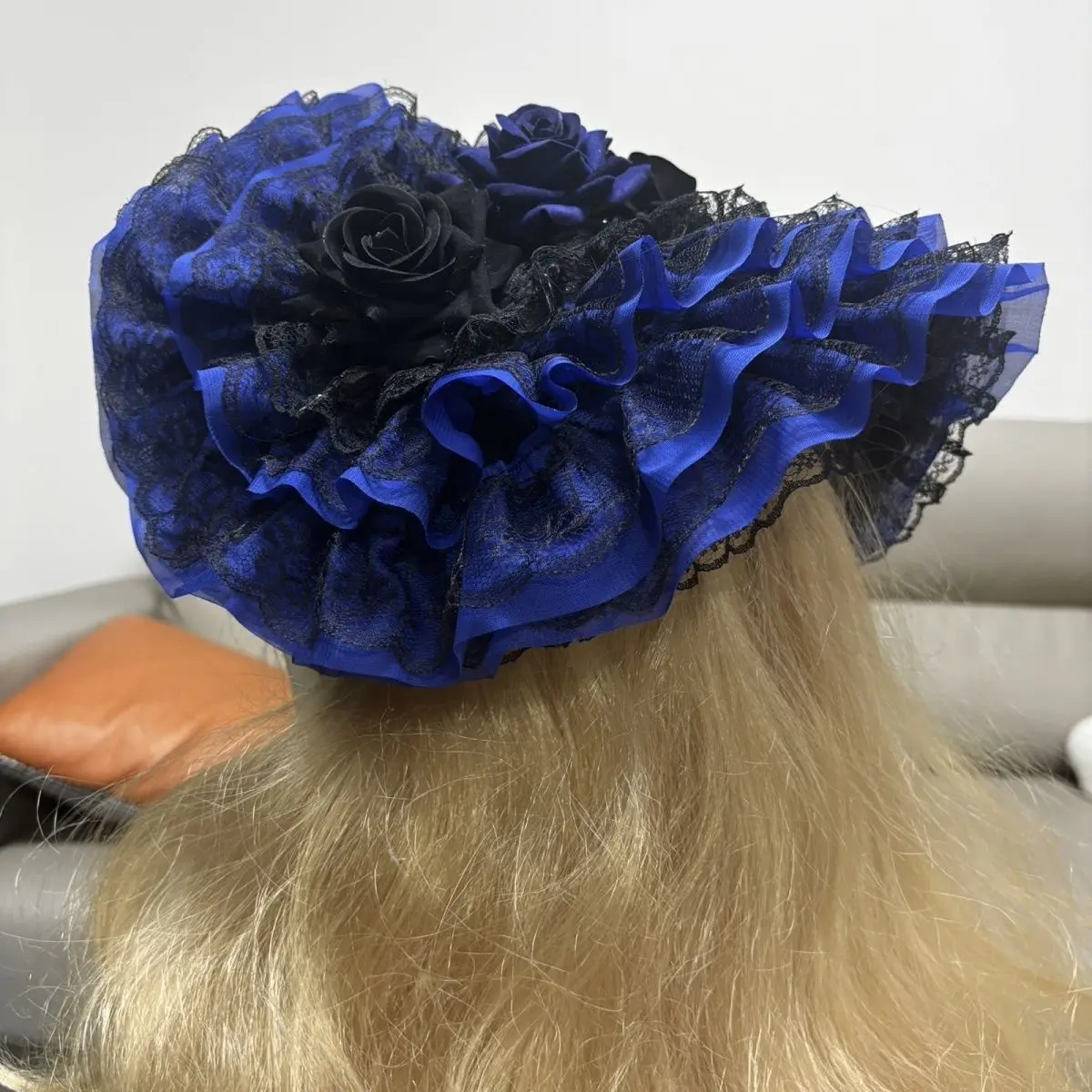 オリジナルゴシックボンネットハット黒赤クラインブルーロリータ - Women'S Victorian Era Accessories のレビューと価格
