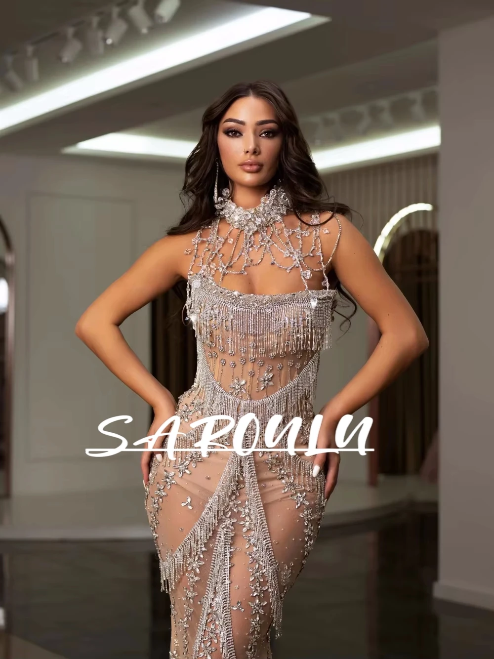 

Luxurious Crystals Tassel Evening Dress See Through Sleeveless Sexy Halter Prom Gown Exclusive Beading Mermaid Customized Wear