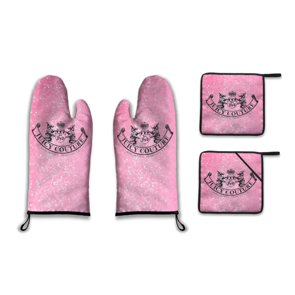 

Hot-Sale-Like-Juicy-Couture-Style 2pcs Gloves Thickened Insulation Gloves and 2pc insulation pad Anti Slip Anti Scald Oven Glove