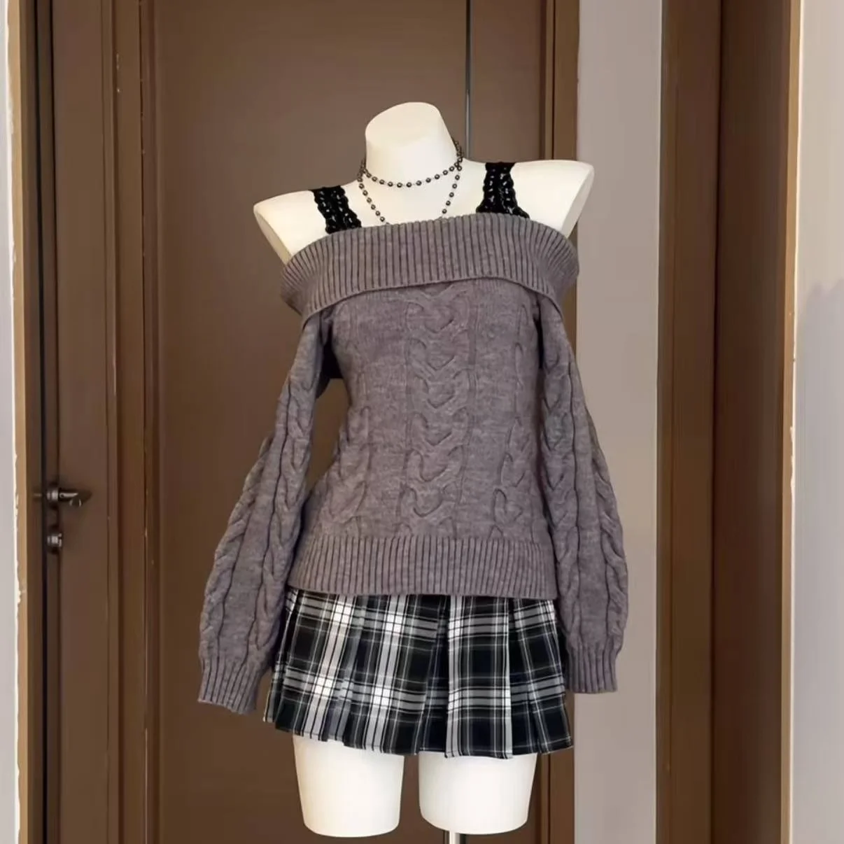 

Off Shoulder Knitted Sweater Women Casual Solid Slim Fit Tops Long Sleeve Korean Fashion Pullover Winter Elegant Girl New