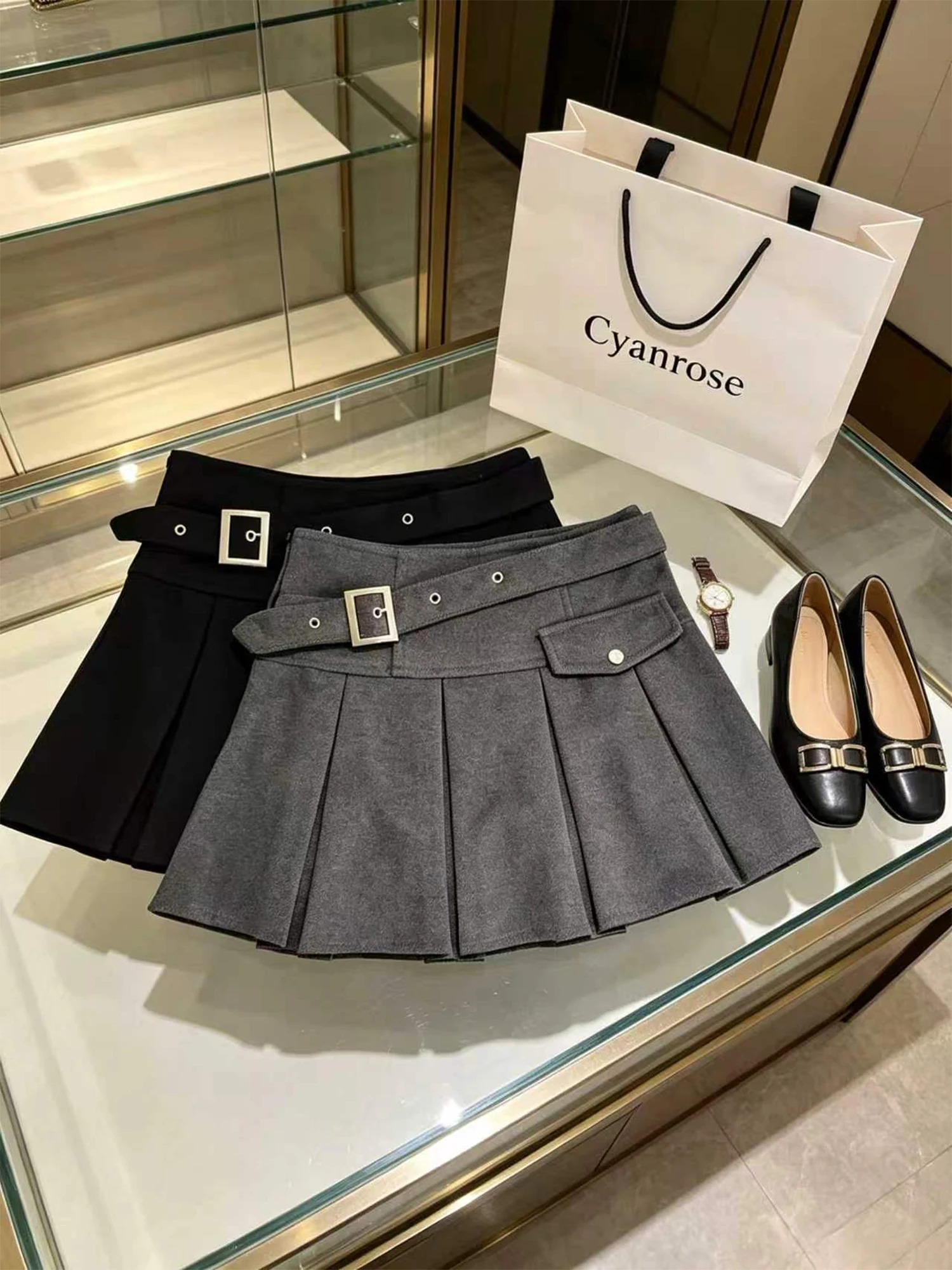Women Grey Sexy Mini Pleated Skirt Preppy Style Vintage Harajuku Y2K Gyaru A-Line Mini Skirt High Waist Skirts for Women Summer