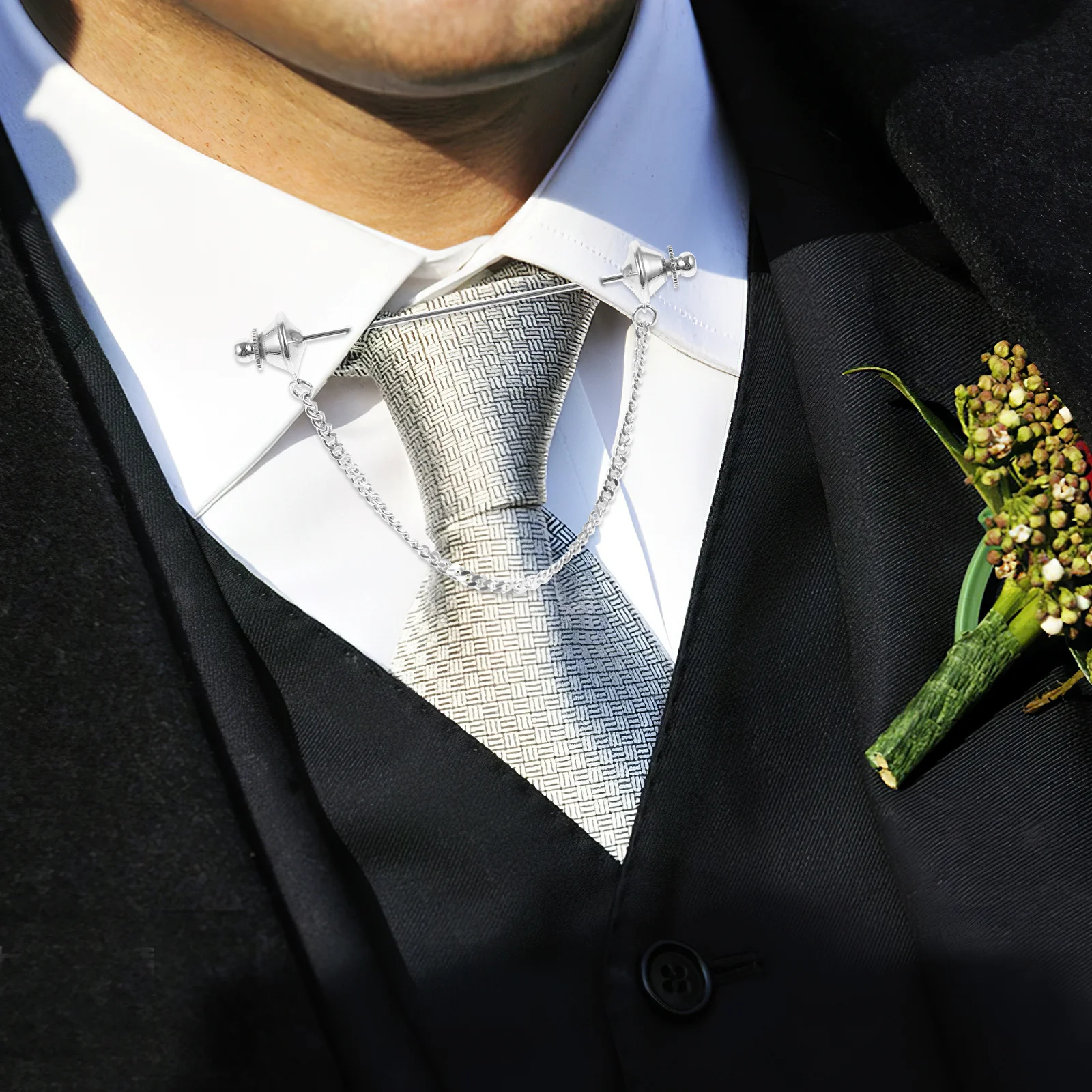 

Elegant Men Brooch Pin with Chain Collar Bar for Shirts Necktie Pin Decorative Metal Accessory Fine Workmanship for Banquet