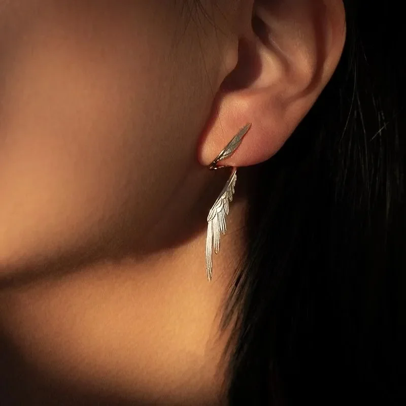 Women's Retro Feather Wings Stud Earrings