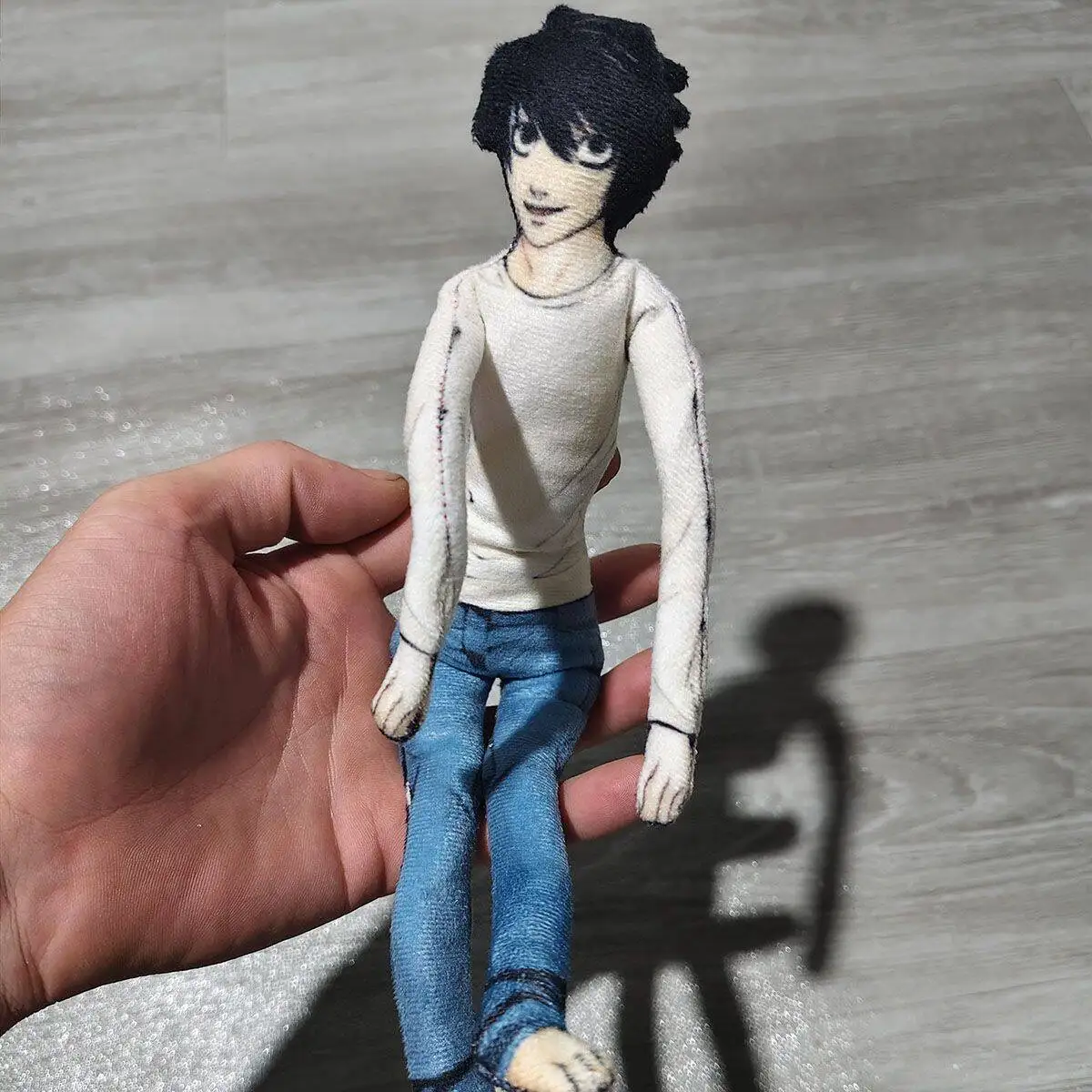 Anime 28cm Light Yagami L Toys Light Yagami L Doll Slender Twistable Shape Toys Room Decoration Birthday Festival Gift