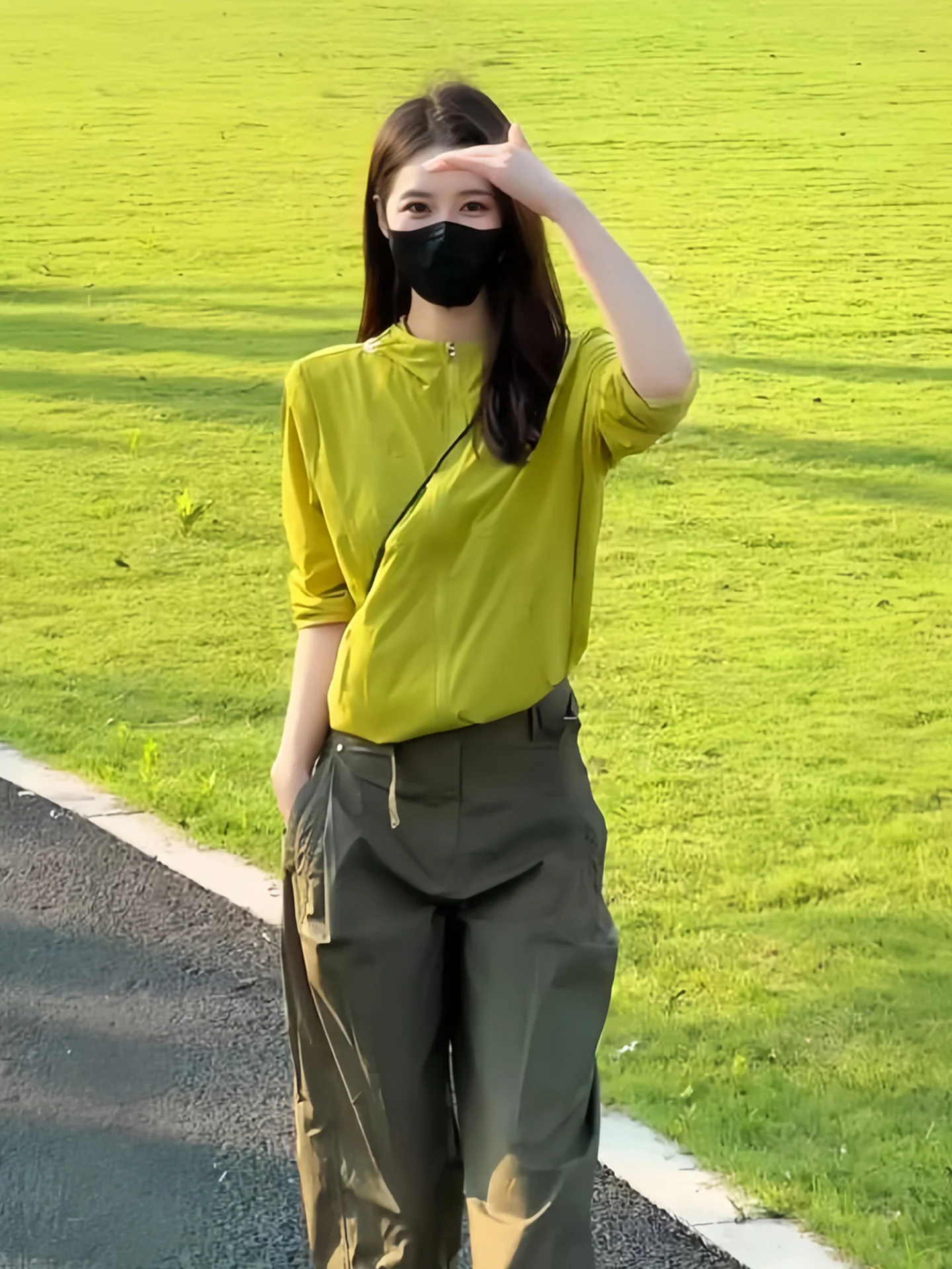 

High-End Monocomatic Zipper Top Women's Summer Faionable White Enhancing Sun Protection oulder-Length Outerwear