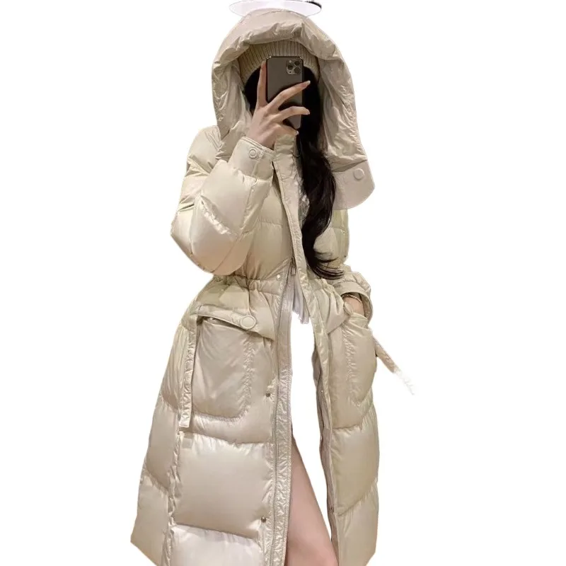 Pendolarismo alla moda ed elegante nell'autunno inverno Piumini da donna Soffio di fascia alta Piumino leggero di lusso con cappuccio in vita Muse