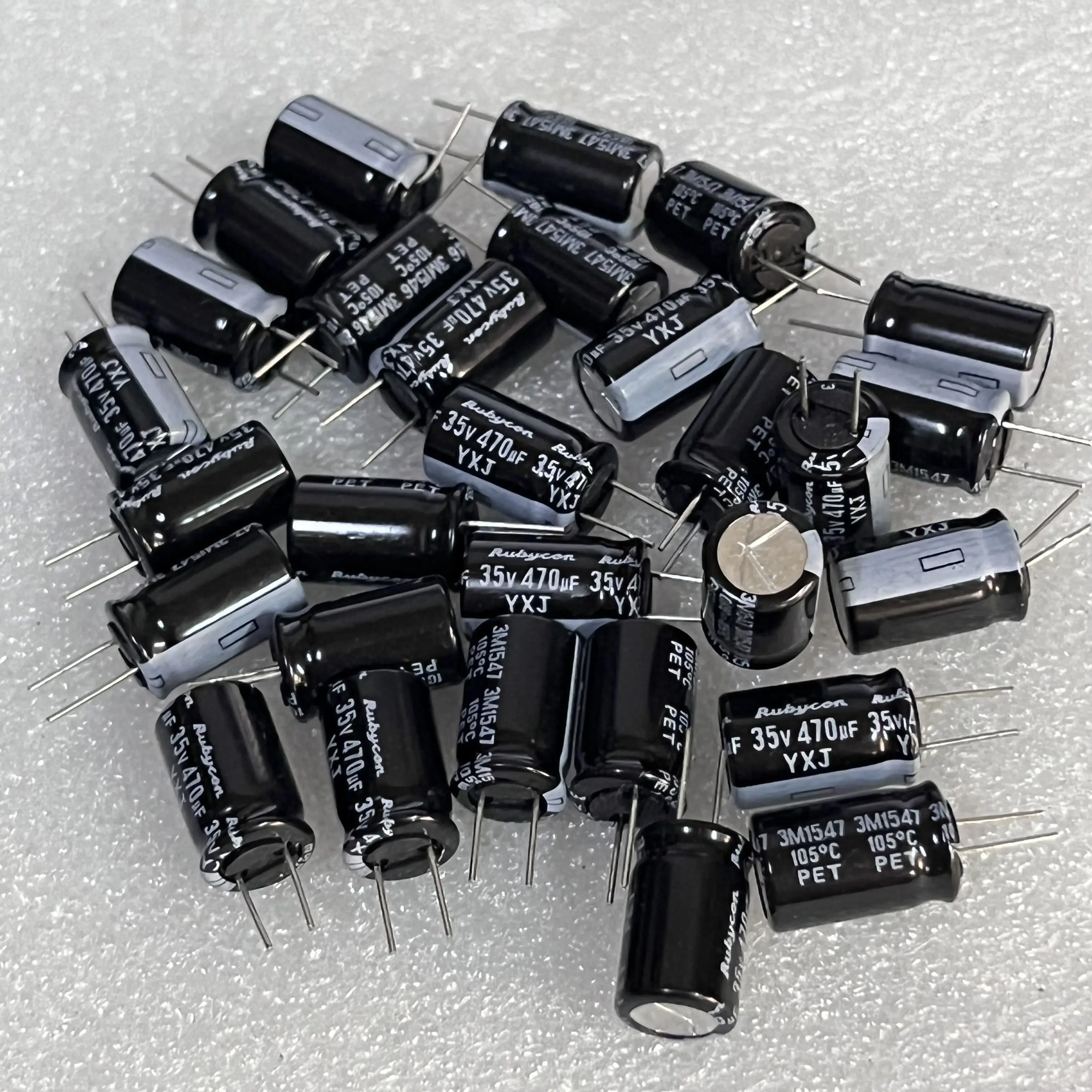 50pcs   Original for RUBYCON YXJ Series 35V 470UF Radial Cathode Electrolytic Capacitor