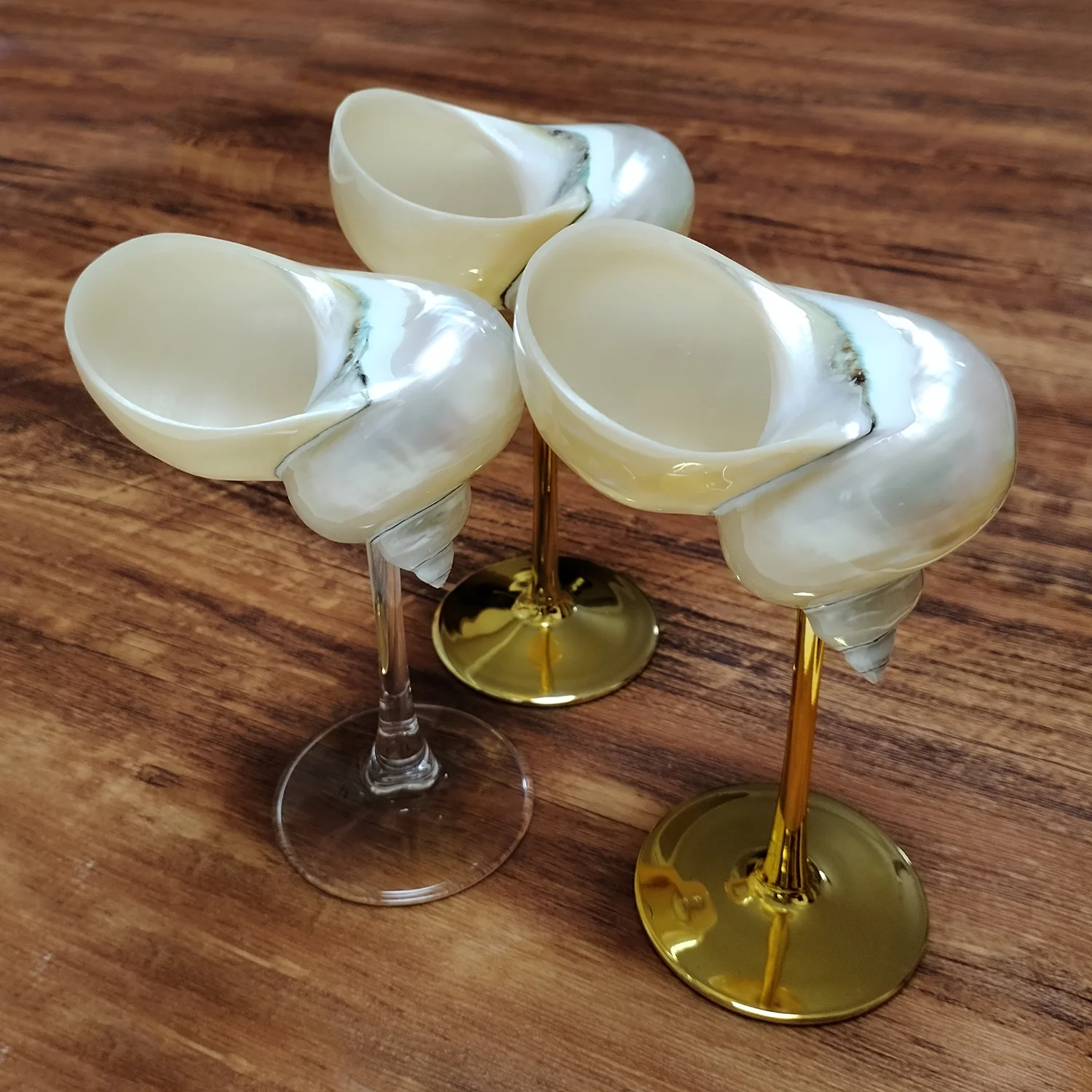 

Natural Conch Shell Wine Glass Cup Handmade Wedding Glasses Martini Glasses Goblet Cocktail Drinkware Drinking Stemware Gifts