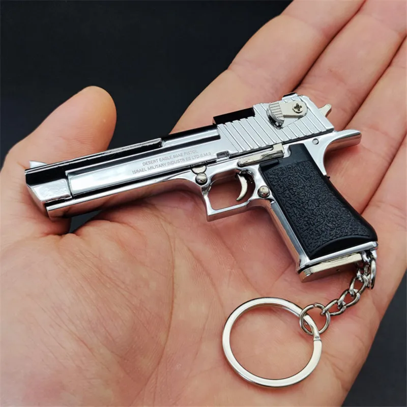 1:3 High Quality Metal Model Desert Eagle Keychain Toy Gun Miniature Alloy Pistol Collection Toy Gift Pendant