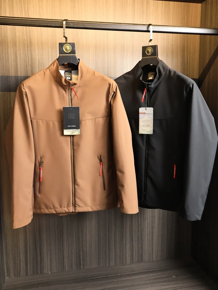 

Waterproof Breathable 3L Soft Jacket Men's Fit Style Spring Season Fashionable Stand Collar Jacke Casual Wear Polyester...