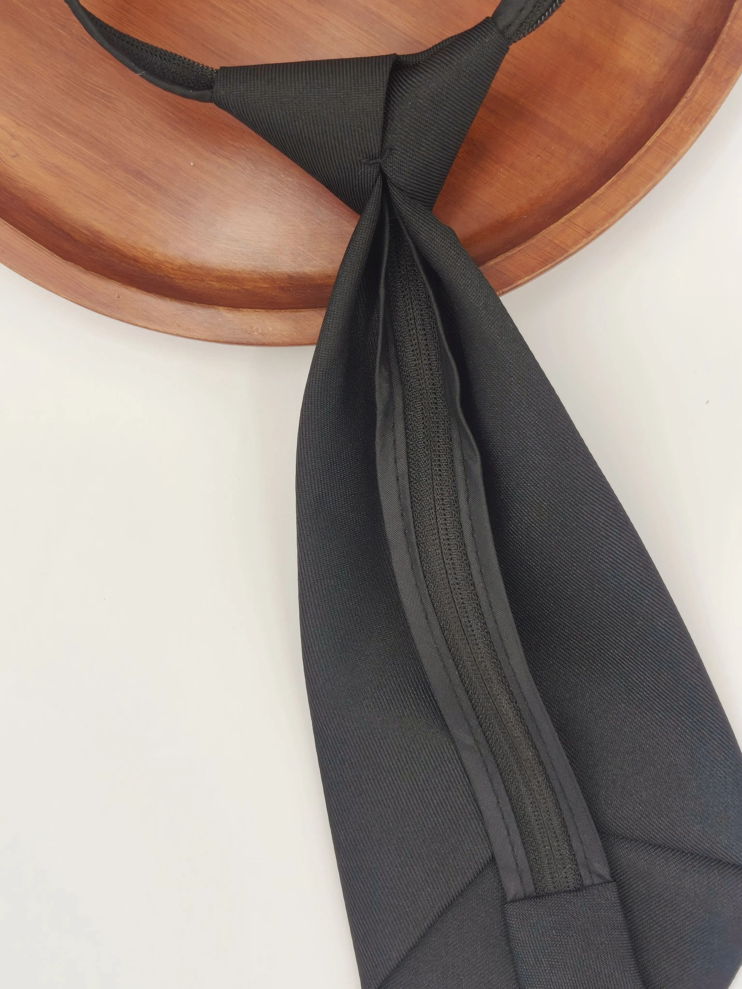Cravate noire sans fermeture é - Men'S Formal Wear Attire avis et prix