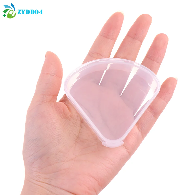 ● Custodia per cosmetici trasparente con spugna triangolare portatile da 1 pezzo, custodia per soffio per trucco, 7 * 6,5 cm