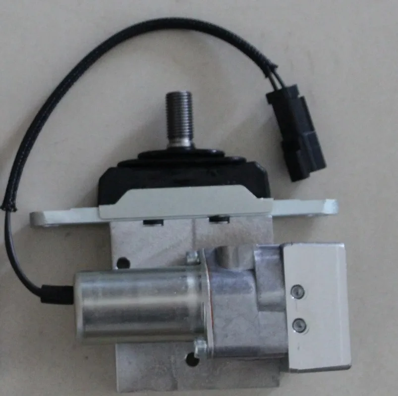 Pilot Valve 702-16-04290 in Stock  Pilot Valve 702-16-04290