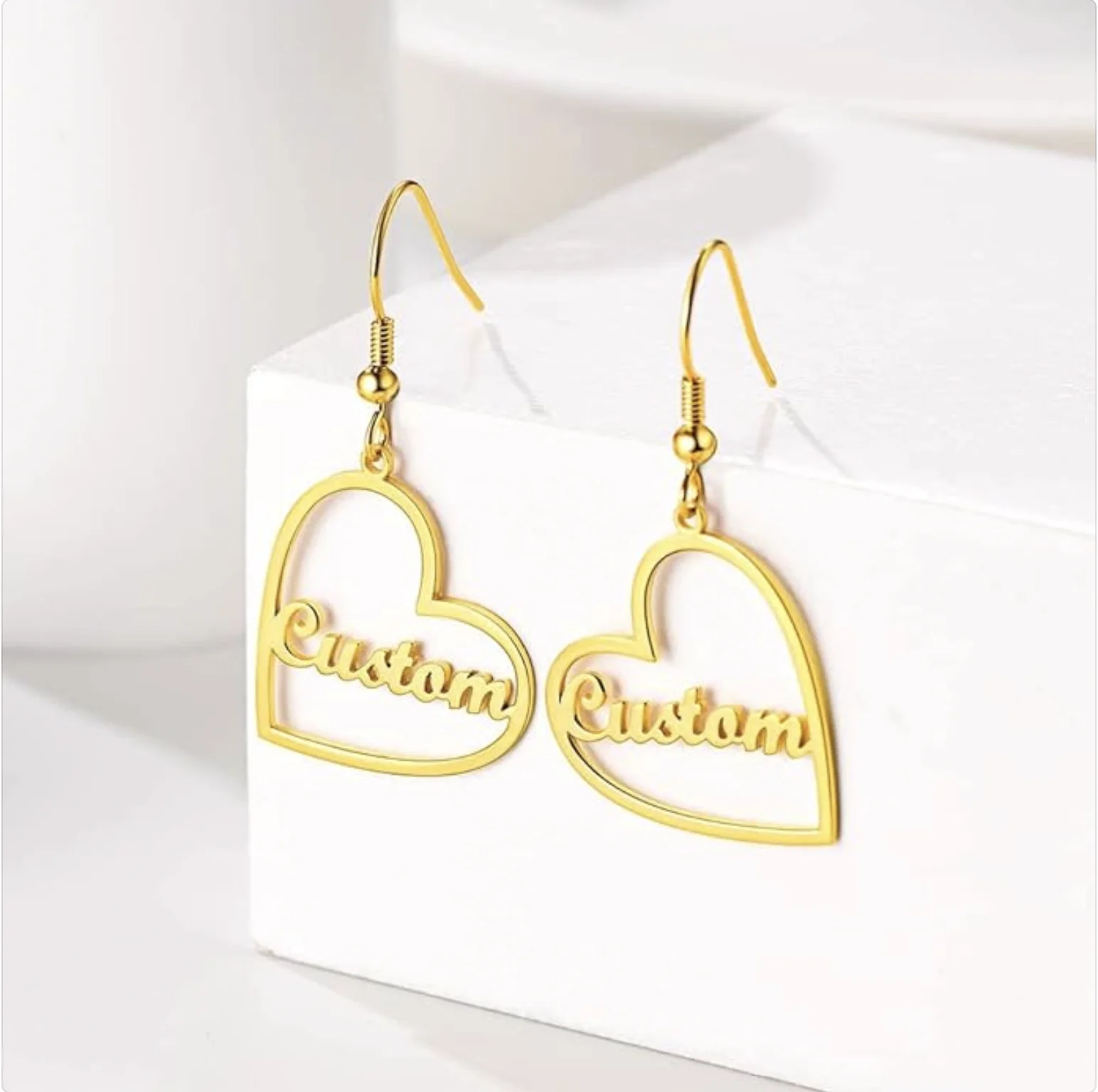 Boucles d'oreilles avec nom personnalisé pour dames, c'est un cadeau idéal pour dames